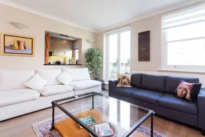 Image de Jusqu'à 20% de réduction - Belle appartement de deux chambres. à Maida Vale, pour 6 personnes (Veeve)