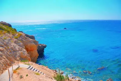 Image de La Luna Blu Appartement \"Sole\", vue sur la mer, à 500 mètres de la plage