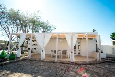 Image de Le jardin Terranostra piscine villa avant en mini résidence dans le Salento