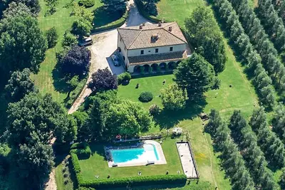 Image de Detached manor with private pool, bikes 7km from Amelia, quiet area.