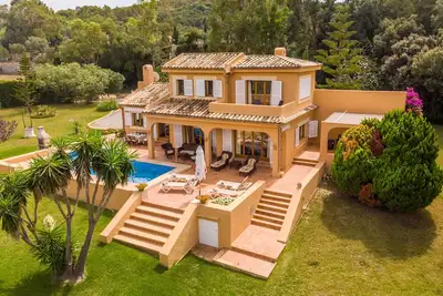 Image de Zahara for six persons with pool