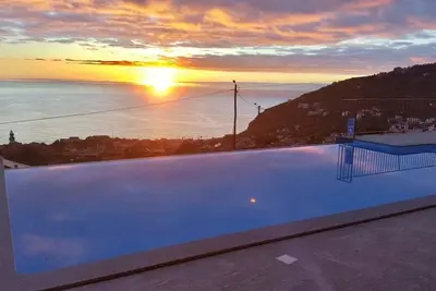 Syso House - Extraordinary ocean view ----- (Nouvelles promotions) -----