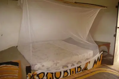 Image de Cases 1, 2, 5, 7, 8, 9 et 10 pour un total de 17 personnes