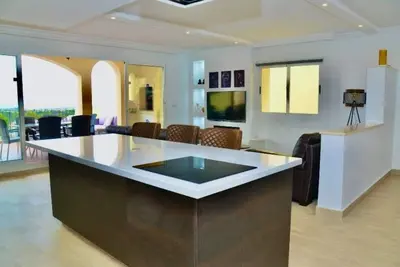 Image de Appartement Los Olivos 3 chambres, première rangée, Wi-Fi et vues - La Manga Club Resort