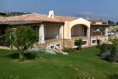 Image de San Teodoro: Superbe Villa Jardin Excellente vue sur la mer et de la Méditerranée