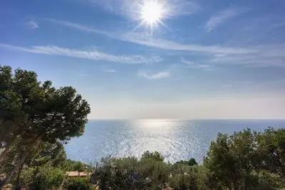 Image de Villa privée dans un environnement calme pour des vacances en famille