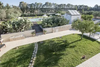 Image de La Maison Carrubo-Galo. Piscine & Tennis Playground