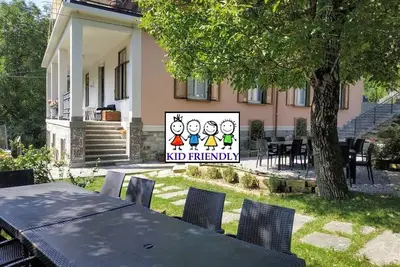 Image de Villa avec piscine et jardin près de Bellagio