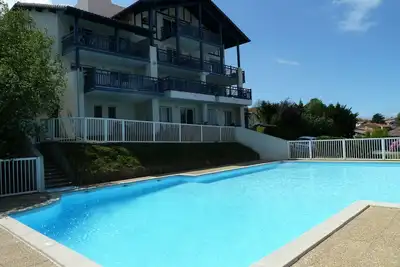 Image de Village de Guethary, T2 vue mer avec piscine, à deux pas plage et commerces