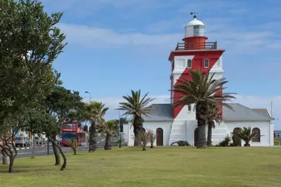 Image de Seafront Mouille Point 2 chambres 2 salles de bain<br>Appartement Cape Town Westridge B