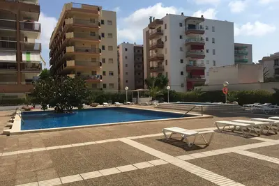 Bel appartement 4 pax 10 mts. la plage principale de Salou.
