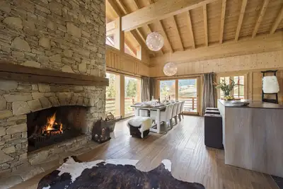Image de Chalet de luxe à proximité de l'ascenseur avec sauna et remise de 15% sur les forfaits de ski