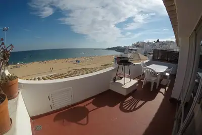 Image de Centre d'Albufeira, pêcheurs de plage