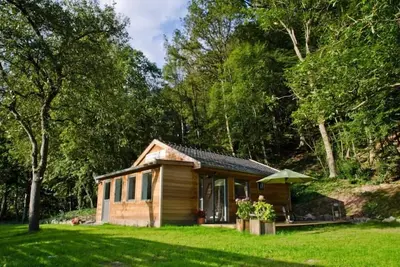 Image de Gîte en bois nouveau/ eco-construction avec jardin au calme en pleine nature