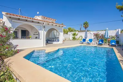 Image de Villa à louer à Benissa Acaepa, avec piscine privée pour 6 pax