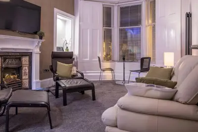 Image de West Highland Apartments 'The Lomond' au coeur du centre-ville de Milngavie