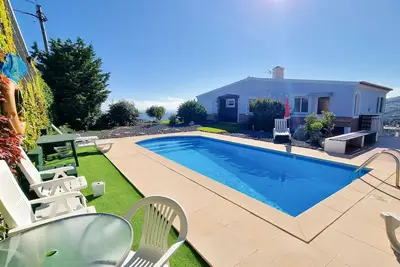 Image de Villa Mendes | Meilleure vue | Hillside | Piscine privée | Bbq | Wifi gratuit