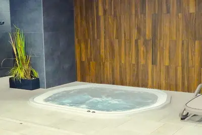 Image de Agréable appartement pour 4 personnes avec Wifi, piscine, Tv, balcon, animaux admis et parking
