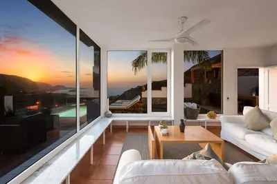 Image de Plunge pool, terraces, garden, Bbq & lounge [A]
