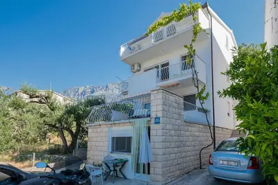 Image de Bel appartement à Tucepi avec WiFi