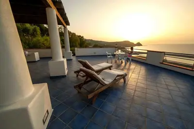 Image de Appartement de deux pièces avec vue sur la mer et les îles Eoliennes à 3 'de la plage de Capo d'Orlando
