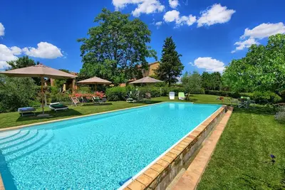 Merveilleuse maison de vacances privée avec climatisation, Wifi, piscine privée, Tv, patio