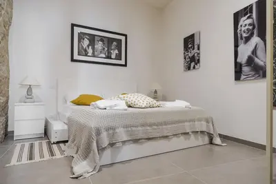 Image de Sunset Studio - unité de charme au coeur de Scicli