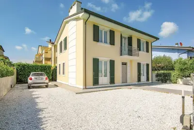 Image de Belle maison à Torre del Lago Puccini