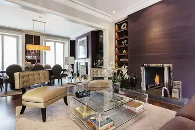 Image de Grande maison de 4 chambres avec magnifique terrasse dans le quartier exclusif de Kensington (Veeve)