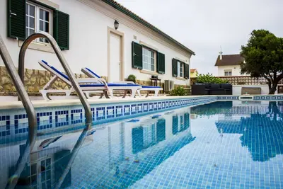 Image de PrivatePool - Seaview - Ideal Family - 10min wlk to Beach - entièrement équipé