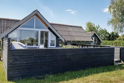 Image de Belle maison à Storvorde avec cuisine