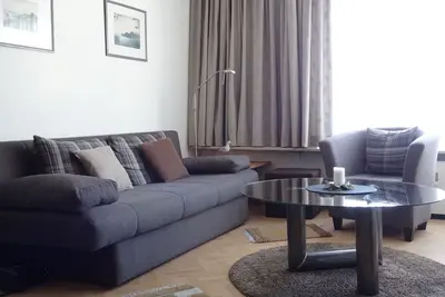 Image de Logement de vacances confortable avec piscine et sauna à 200 m de la plage