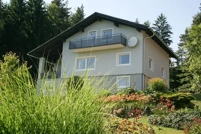 Image de Maison de vacances à la périphérie de Klagenfurt avec une vue magnifique