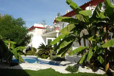 Image de Moderne, appartement lumineux, orientée sud, le climat, jardin communautaire et une piscine