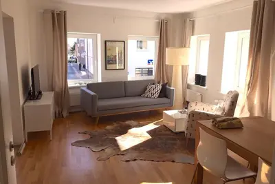 Image de Appartement de 65 m² meublé avec goût dans un emplacement central à Husum