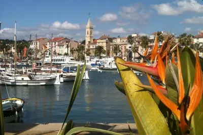 Image de Vacances actives! Parc Piscine Calme Parking privé Proche des plages