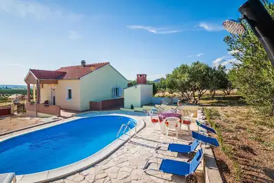 Image de Magnifique maison de 2 chambres à Vrana