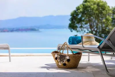 Image de 3Bed/4Bath Beachside Ocean View Villa with Swimming Beach and Park Access