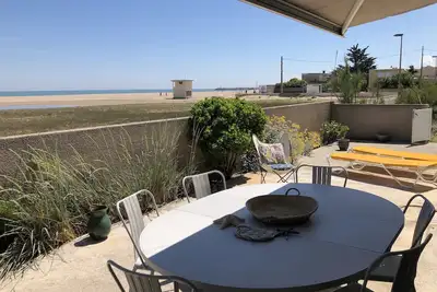 Image de Maison sur la plage / House on the beach