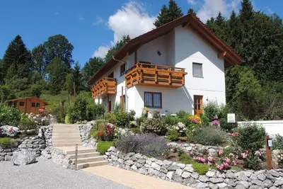 Image de Appartement sur la roseraie