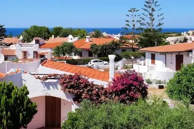 Image de Maison de vacances en Sardaigne en bord de mer - avec machine à laver et vue mer