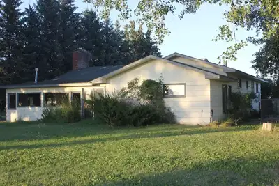 Image de Ferme confortable située dans la vallée de Sun River.