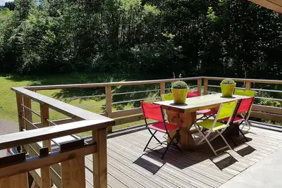 Image de Chalet les Mésanges tout confort, au calme, en lisière de forêt
