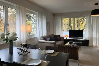 Image de Grand appt de charme, lumineux, à deux pas du centre et de la Vieille Ville