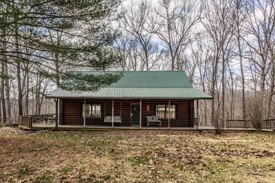 Image de Cider Cabin - Le plus beau chalet en bois rond du comté de Brown