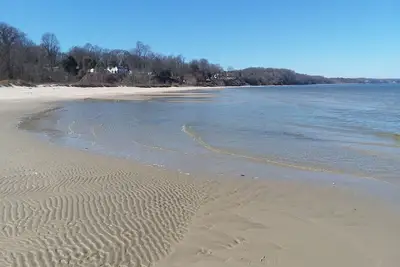 Image de (Nouveau) Visitez le Cozy Cedar Cottage et profitez de votre escapade de printemps