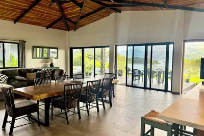 Image de Grande villa confortable pour la meilleure expérience sur le lac Arenal