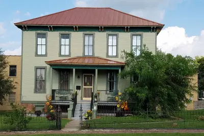 Image de Maison historique mise Ă jour dans un excellent emplacement