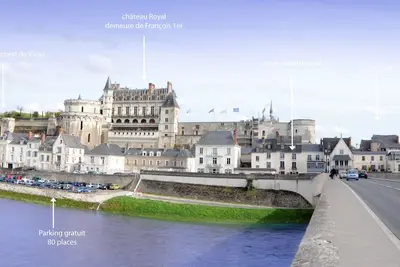 Image de Vue sur Loire et château, appartement de charme climatisé, 65m2, 6/8 pers