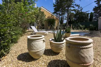 Image de Charming villa with swimming pool close to the center of St Rémy de Provence 4-6